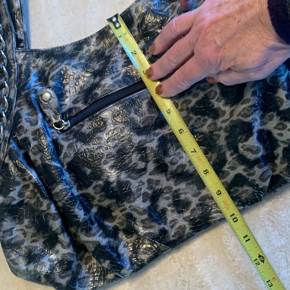 ALDO black/grey leopard bag, top handles, chains. faux leather, zip, pocket. EUC - Picture 15 of 17